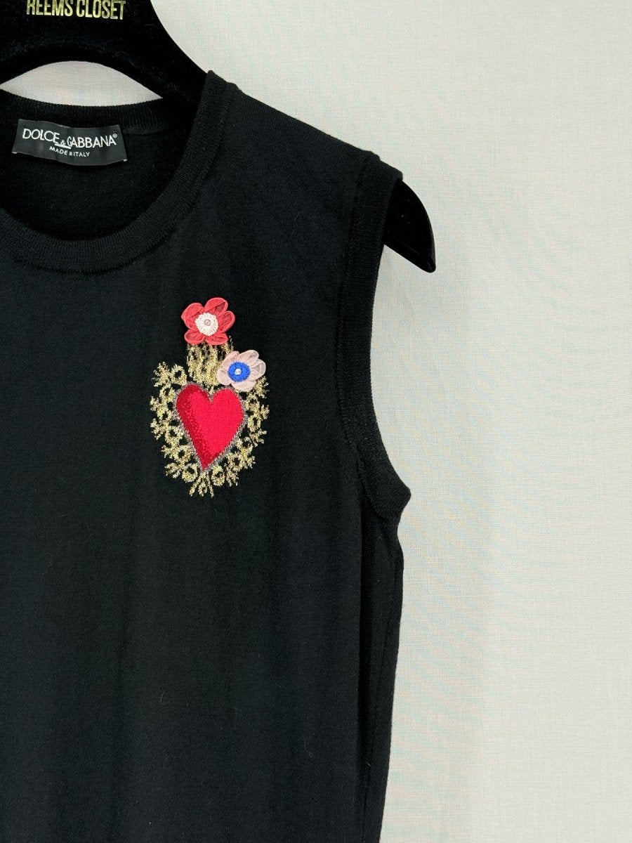 Pre - loved DOLCE & GABBANA Black w/ Red Heart Size US 8 Top at Reems Closet