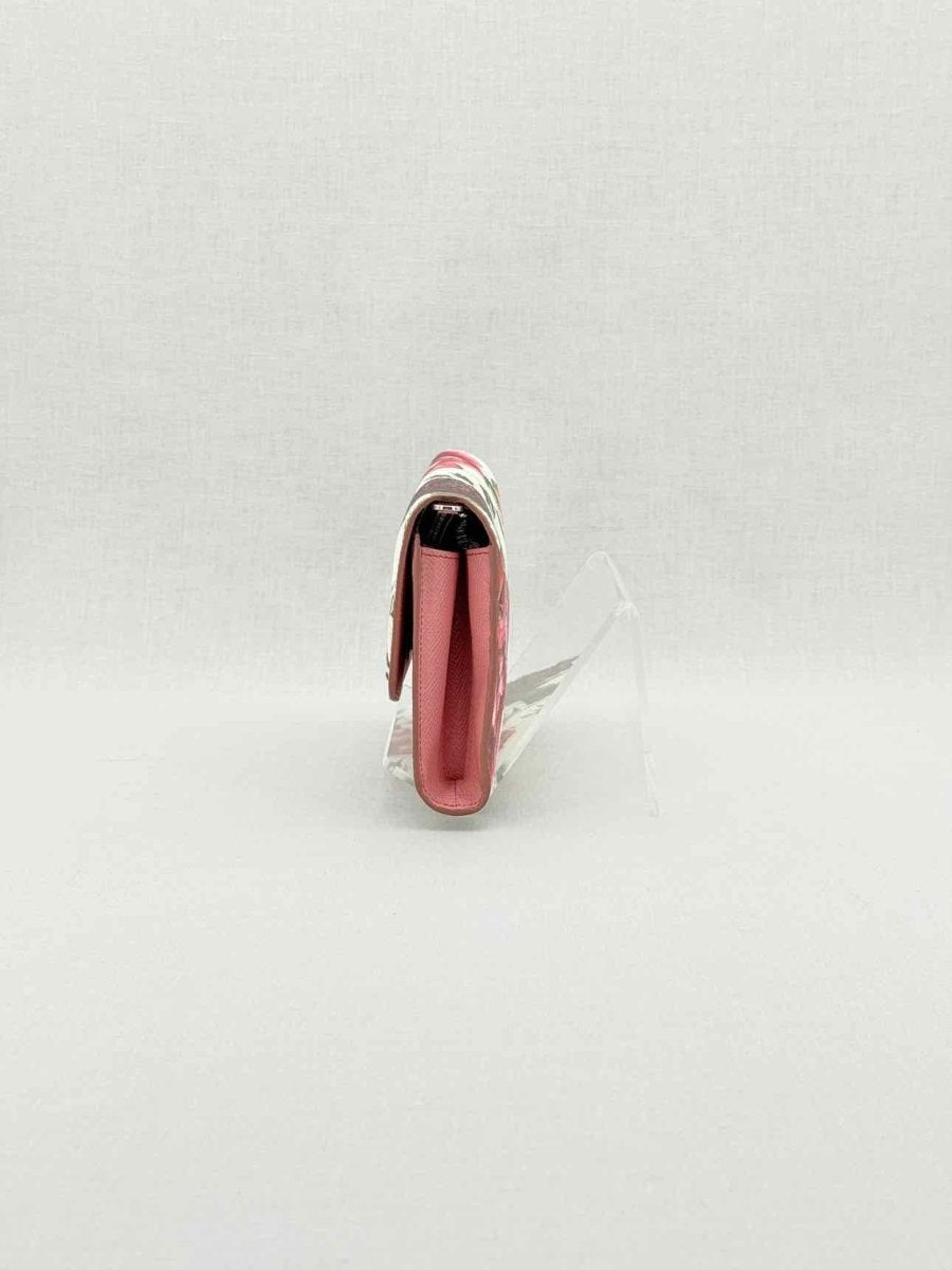 Pre - loved DOLCE & GABBANA Dauphine White Multicolor Shoulder Bag at Reems Closet