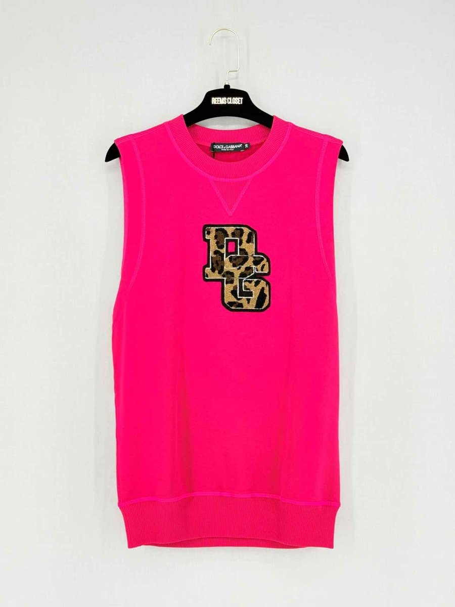 Pre - loved DOLCE & GABBANA Fuchsia Logo Print Size US 2 Sweatshirt at Reems Closet
