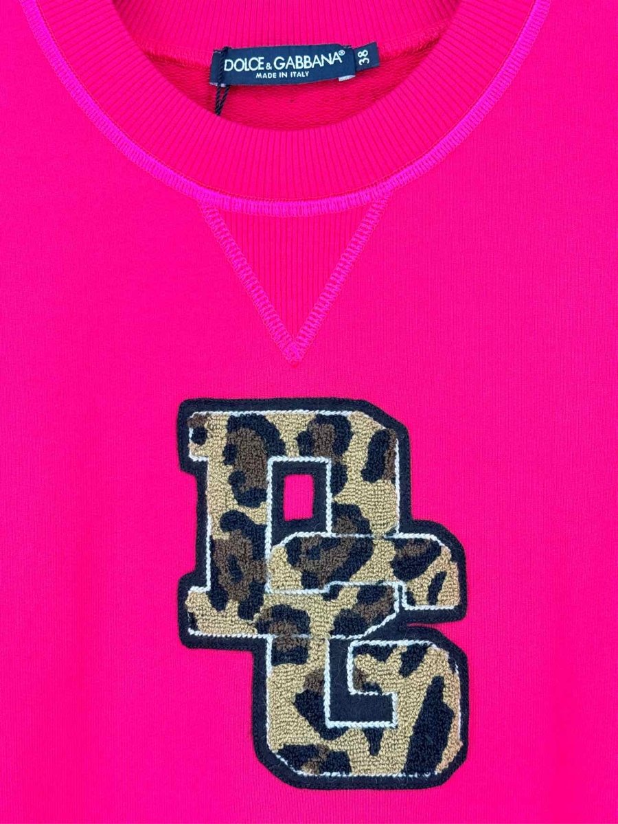 Pre - loved DOLCE & GABBANA Fuchsia Logo Print Size US 2 Sweatshirt at Reems Closet
