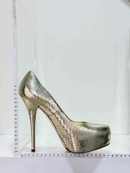 Pre-loved DOLCE & GABBANA Stiletto Metallic Gold Size EU 40 Pumps at Reems Closet