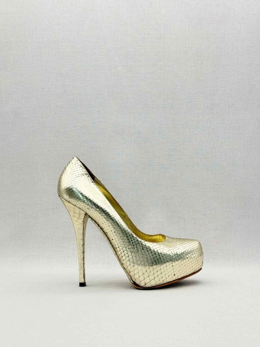 Pre-loved DOLCE & GABBANA Stiletto Metallic Gold Size EU 40 Pumps at Reems Closet