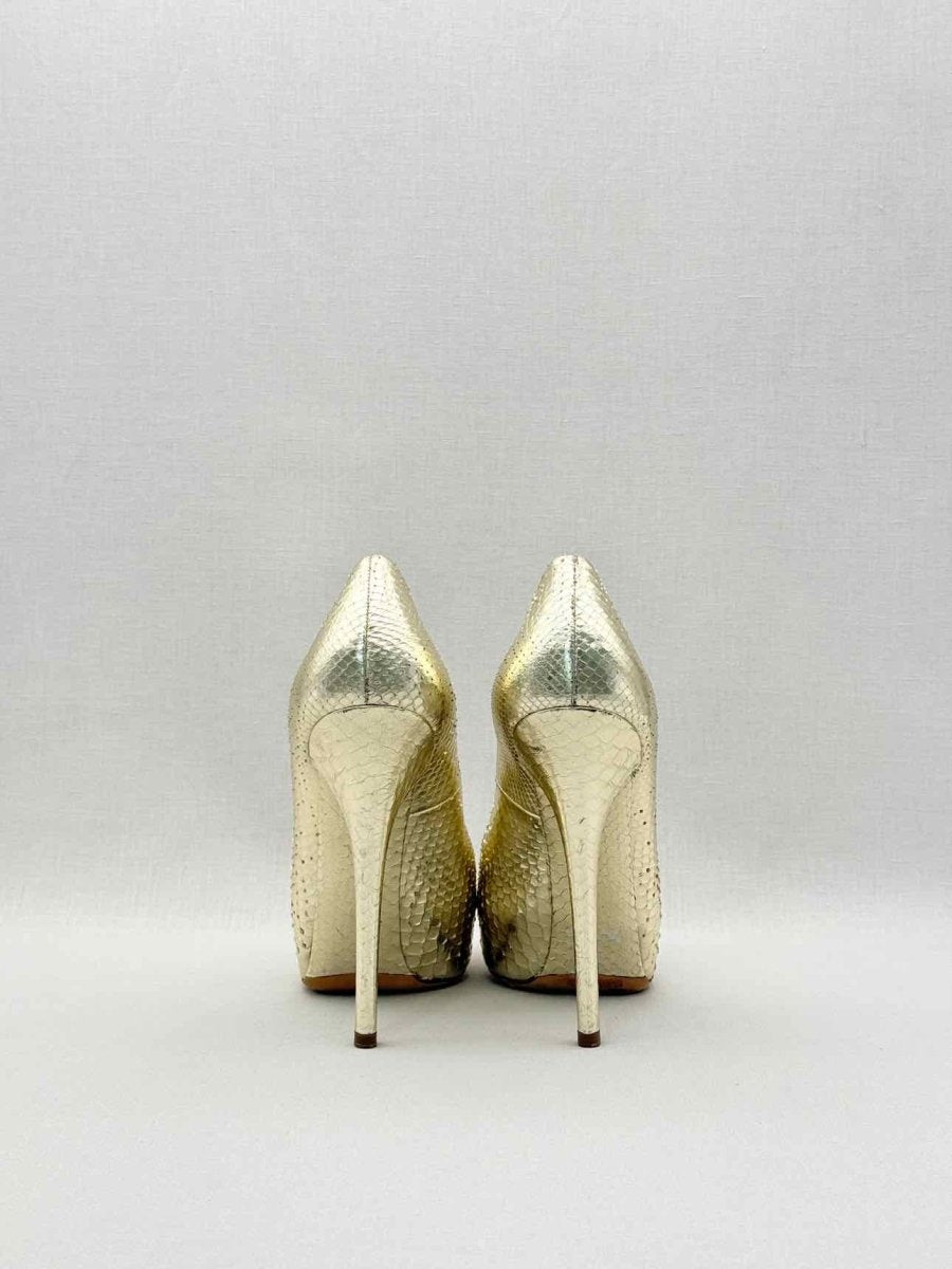 Pre-loved DOLCE & GABBANA Stiletto Metallic Gold Size EU 40 Pumps at Reems Closet
