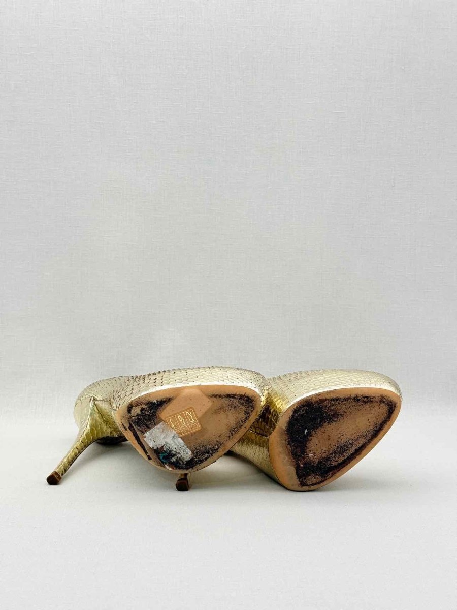 Pre-loved DOLCE & GABBANA Stiletto Metallic Gold Size EU 40 Pumps at Reems Closet