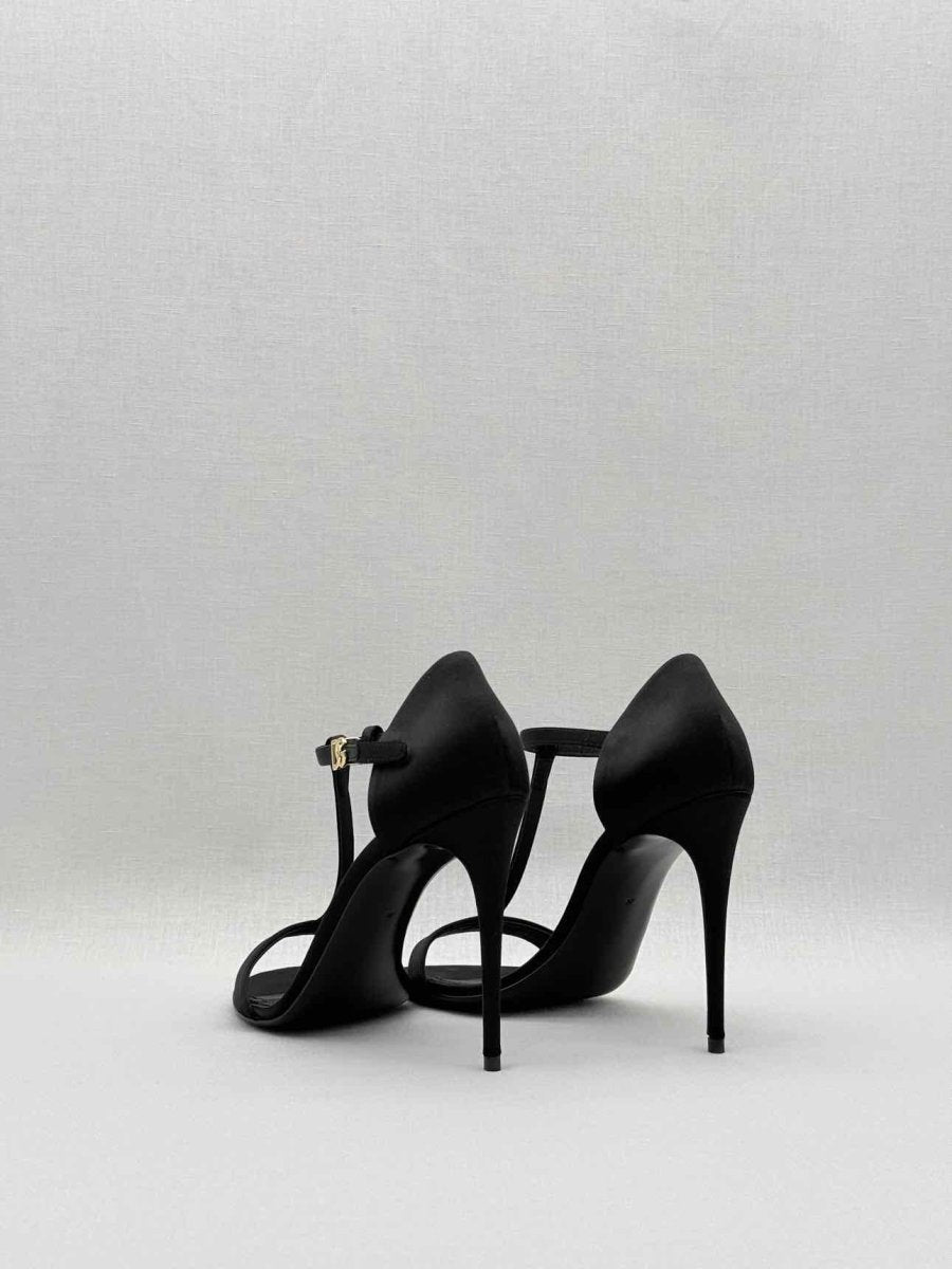 Pre - loved DOLCE & GABBANA T - strap Black Size EU 37 Heeled Sandals at Reems Closet