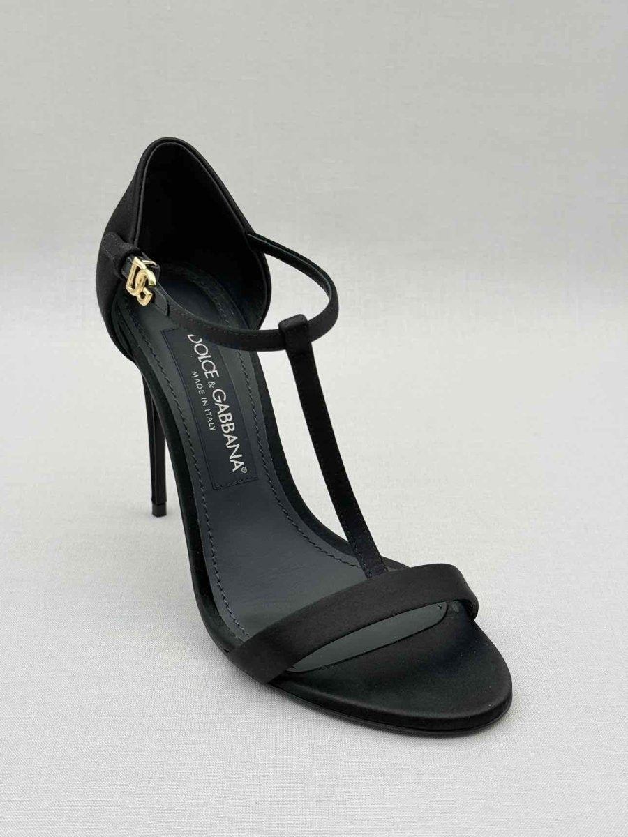 Pre - loved DOLCE & GABBANA T - strap Black Size EU 37 Heeled Sandals at Reems Closet