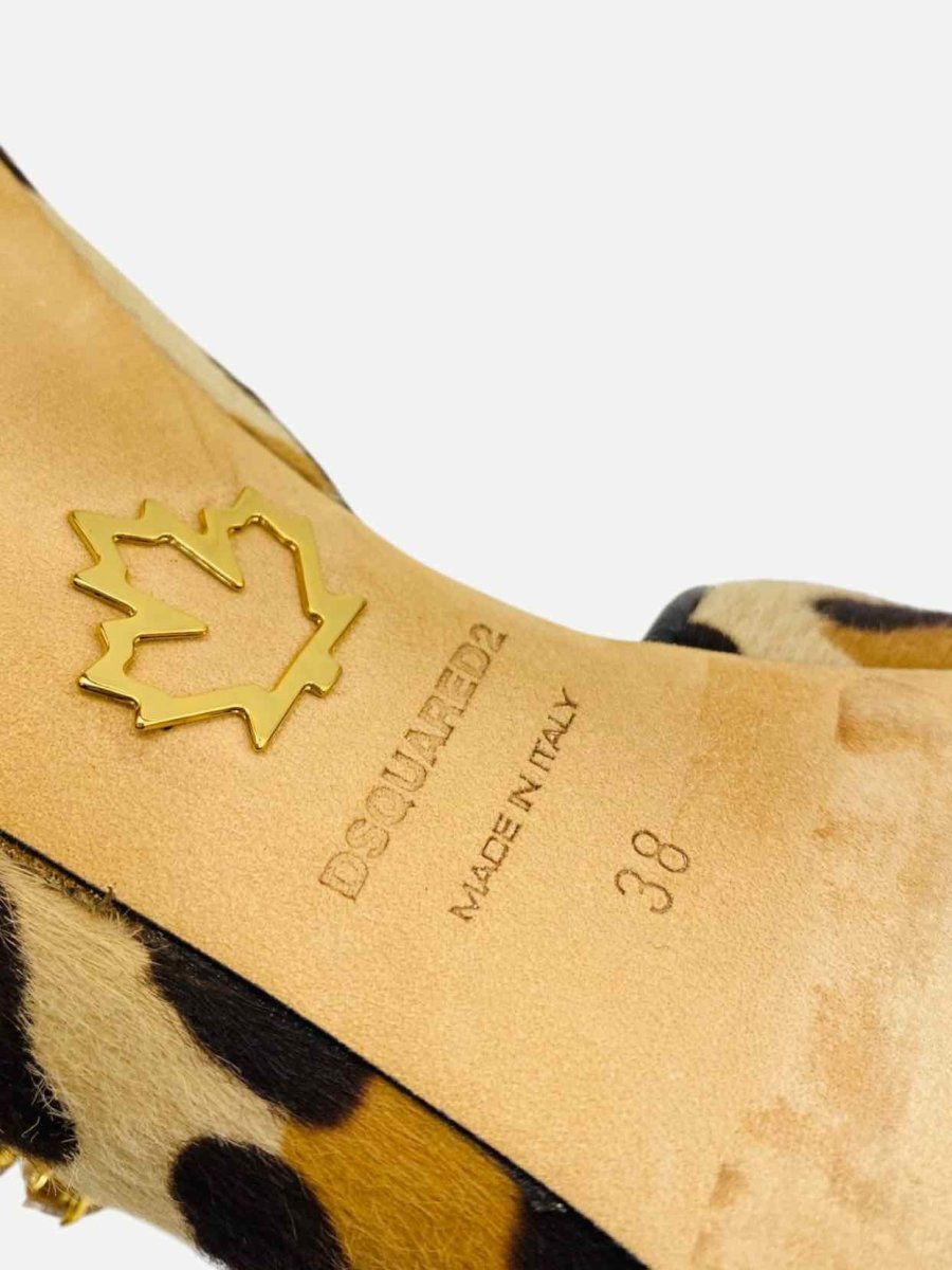 Pre - loved DSQUARED2 Pointed Toe Beige & Black Size EU 38 Pumps at Reems Closet