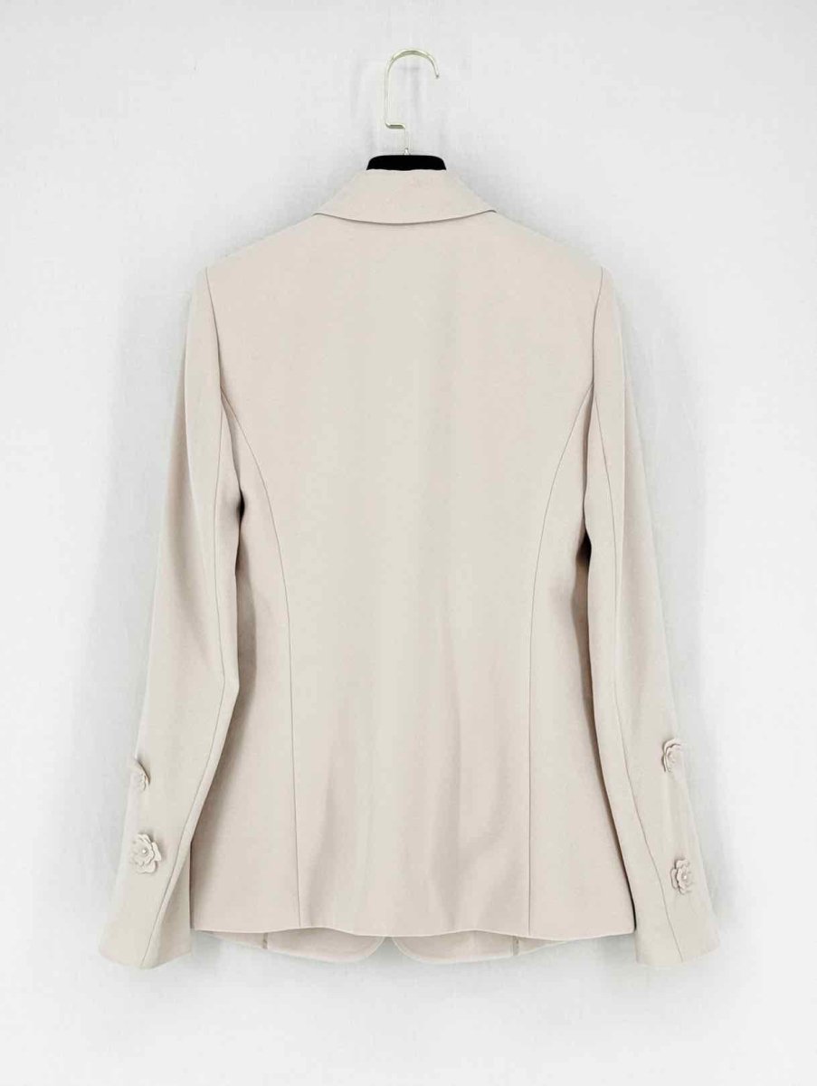 Pre - loved ELIE TAHARI Single Button Beige Size US 2 Jacket at Reems Closet