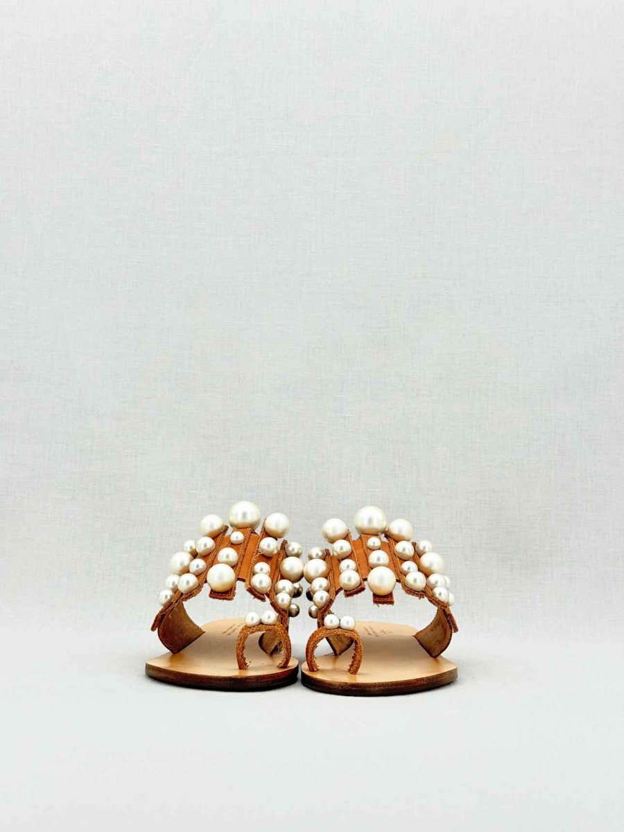 Pre - loved ELINA LINARDAKI Beige Size EU 37 Flats at Reems Closet