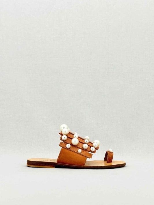 Pre - loved ELINA LINARDAKI Beige Size EU 37 Flats at Reems Closet