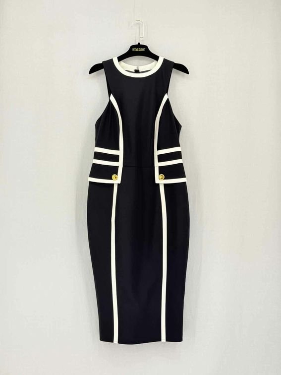 Pre-loved ELISABETTA FRANCHI Size Medium Midi Dress at Reems Closet