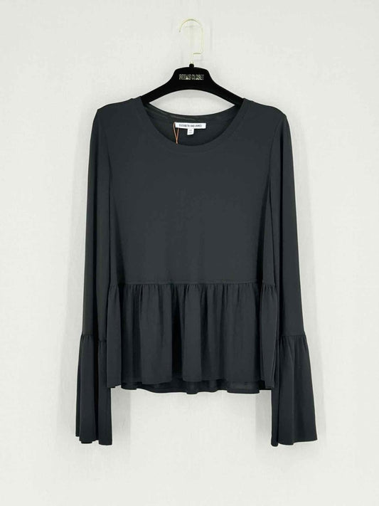 Pre - loved ELIZABETH & JAMES Longsleeved Black Size XSmall Top at Reems Closet