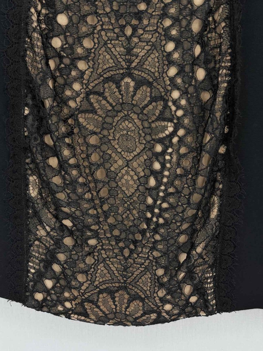 Pre-loved EMILIO PUCCI Bodycon Lace Detail Size US 4 Short Dress at Reems Closet