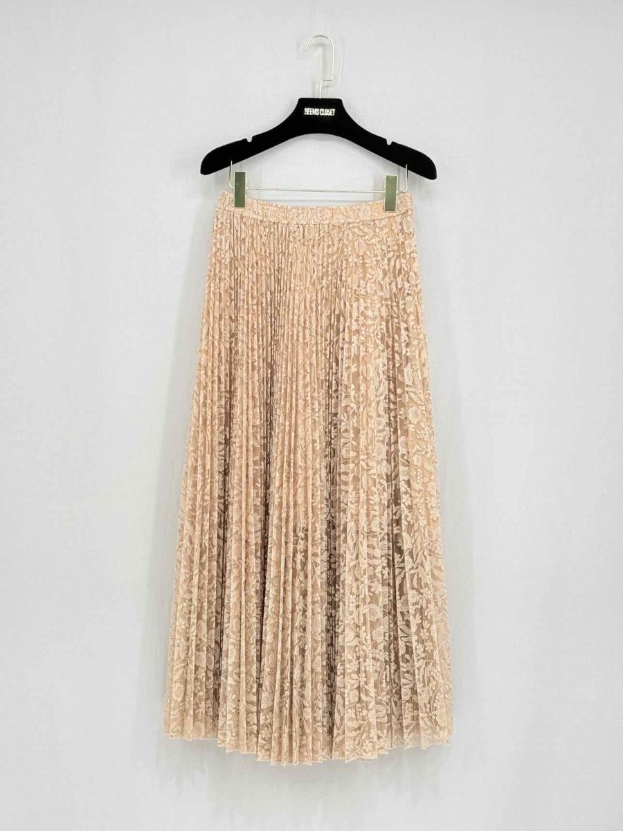 Pre - loved ERMANNO SCERVINO Beige Lace Size Medium Outfit Set at Reems Closet