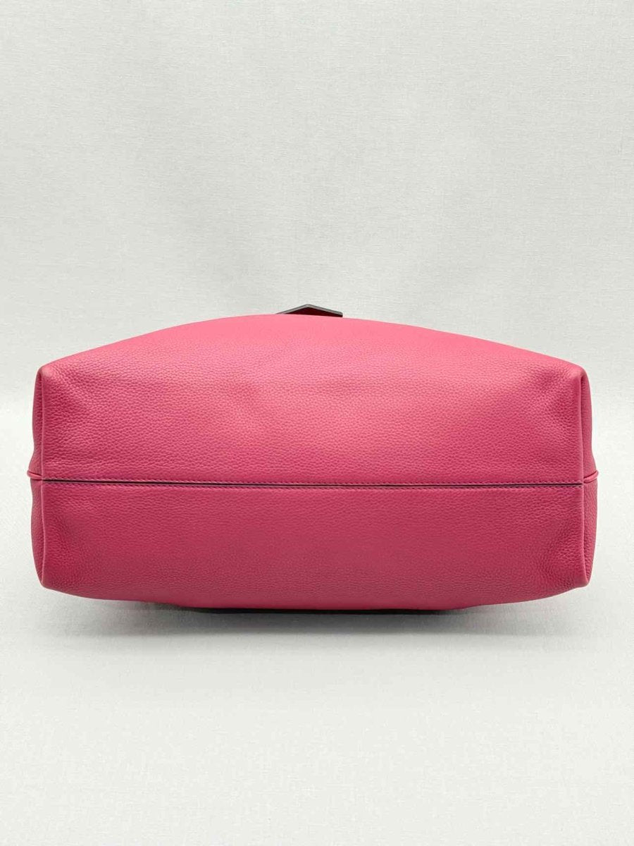 Pre - loved FENDI Anna Selleria Pink Hobo bag at Reems Closet