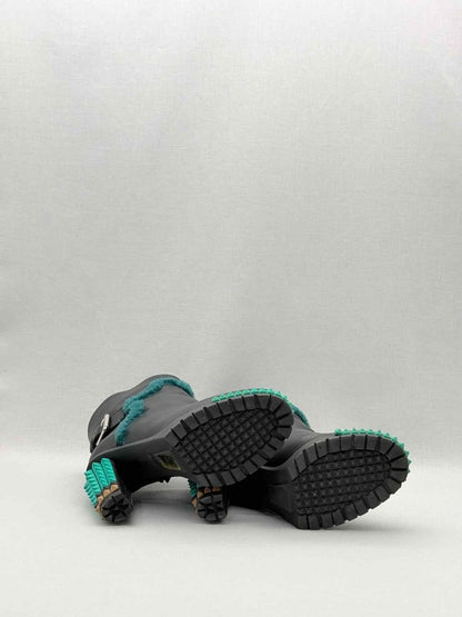 Pre-loved FENDI Black & Green Size EU 40 Ankle Boots at Reems Closet