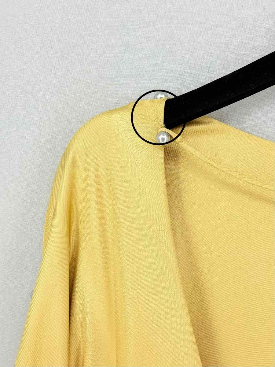 Pre - loved FENDI Open Back Yellow Cutout Size US 4 Long Dress at Reems Closet
