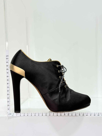 Pre - loved FENDI Vintage Black w/ Gold Size EU 38.5 Ankle Boots at Reems Closet