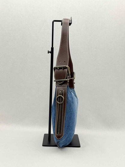 Pre-loved FENDI Vintage Blue Shoulder Bag at Reems Closet