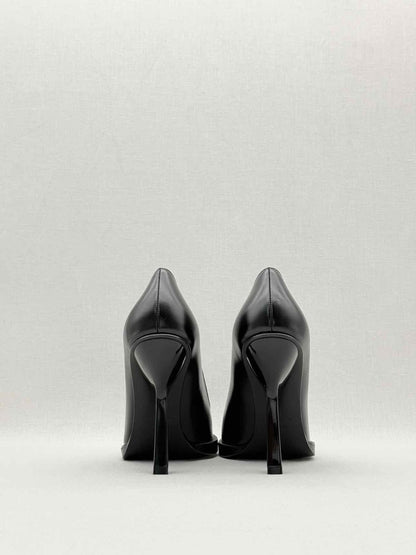 Pre - loved FERRAGAMO Anser X5 Black Size EU 39 Pumps at Reems Closet