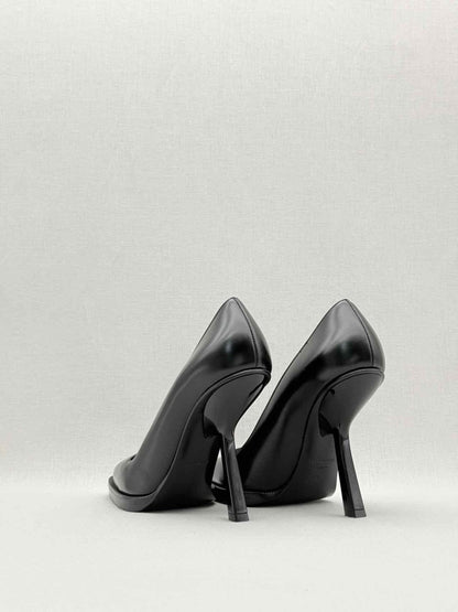 Pre - loved FERRAGAMO Anser X5 Black Size EU 39 Pumps at Reems Closet