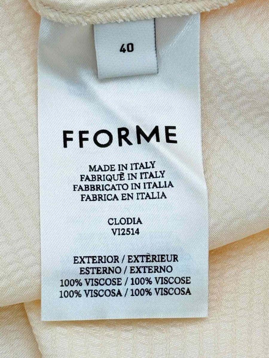 Pre-loved FFORME Clodia Peach Size US 4 Long Dress at Reems Closet