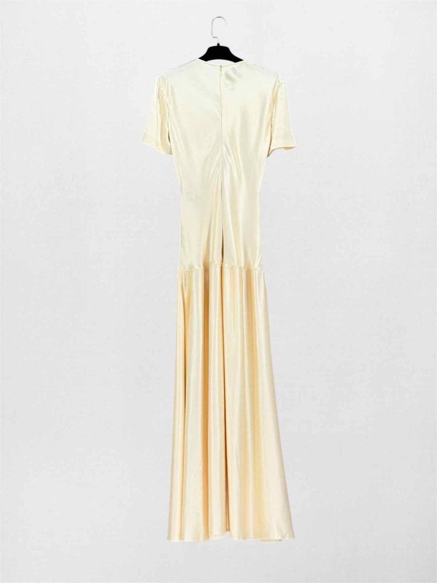 Pre-loved FFORME Clodia Peach Size US 4 Long Dress at Reems Closet