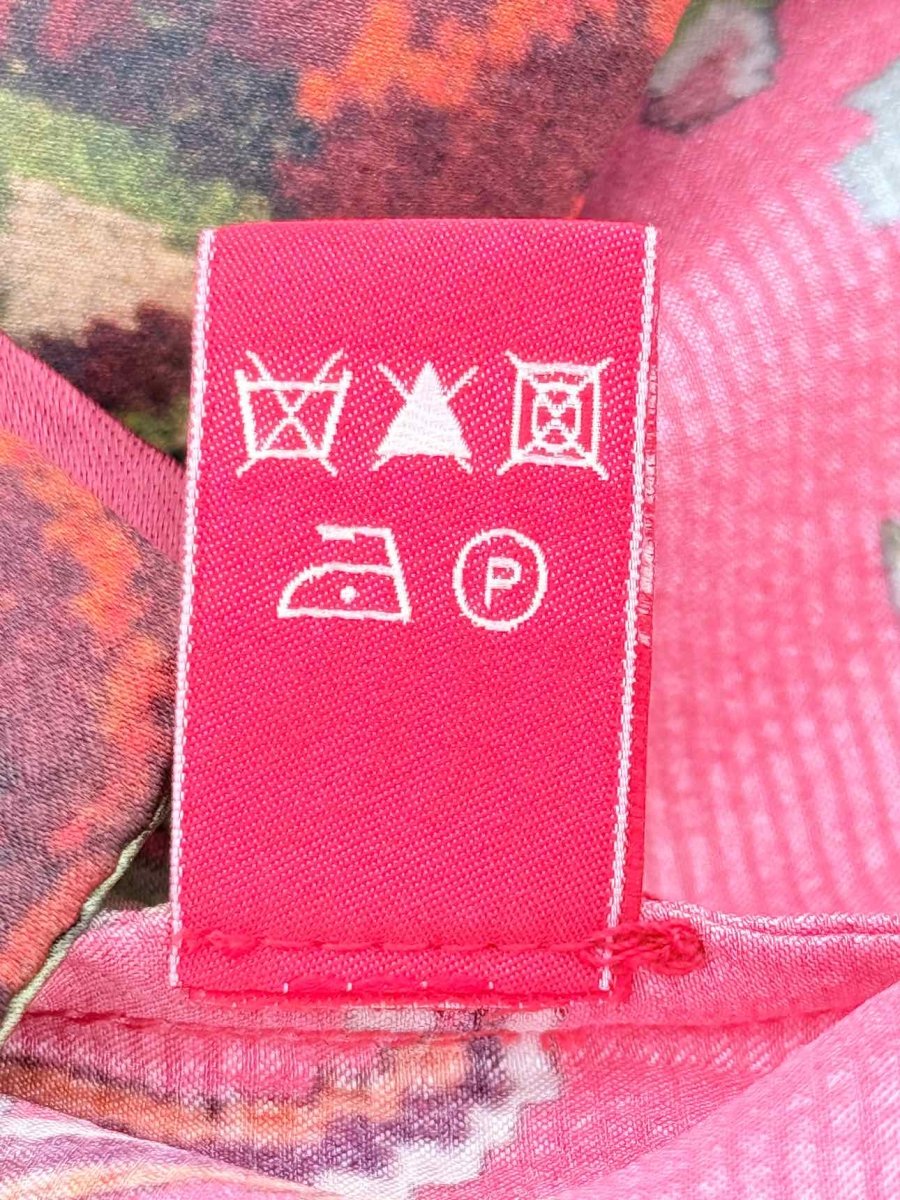 Pre - loved FOR RESTLESS SLEEPERS Size XSmall Outfit Set at Reems Closet