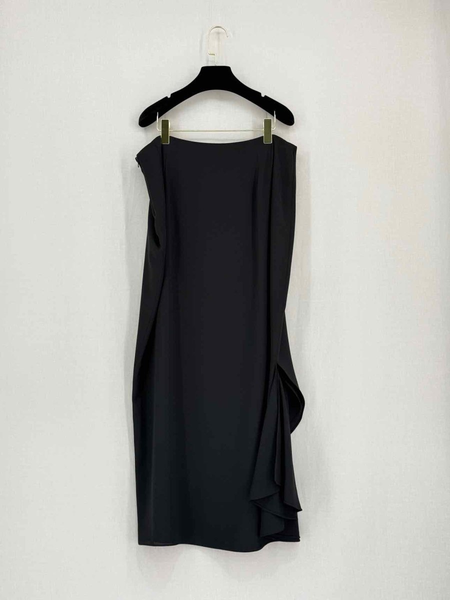 Pre-loved FRANK USHER Black Size US 16 Long Skirt at Reems Closet