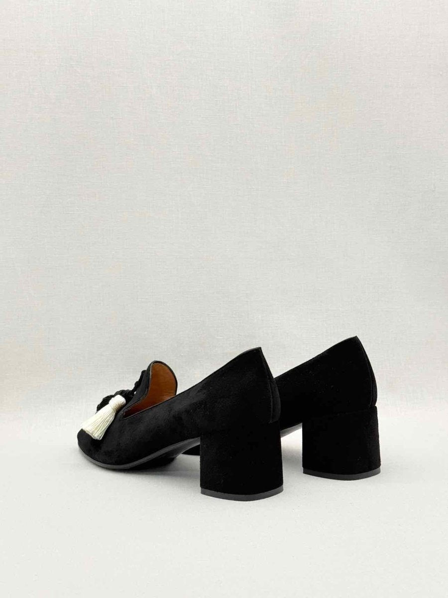 Pre-loved FRATELLI ROSSETTI Black Size EU 40 Pumps at Reems Closet