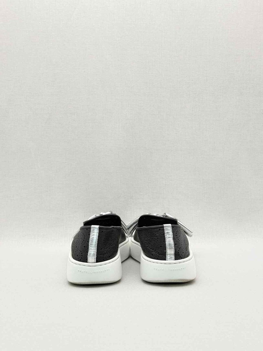 Pre-loved FRATELLI ROSSETTI Hobo Sport Black Size EU 39 Loafers at Reems Closet