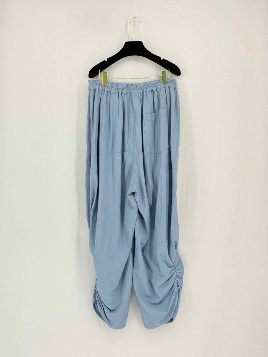 Pre-loved FREE PEOPLE Blue Size Large Outfit Set at Reems Closet