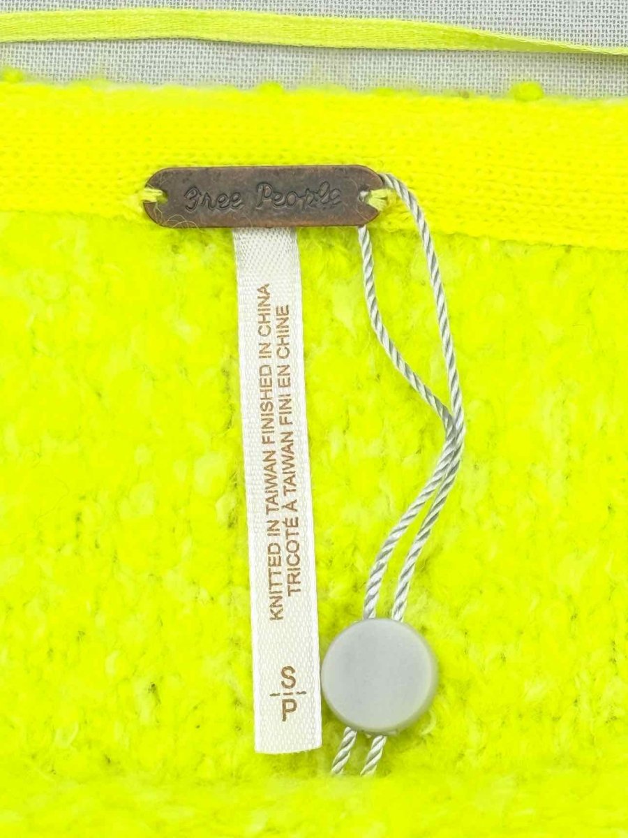 Pre - loved FREE PEOPLE Knit Yellow Size Small Jumper at Reems Closet