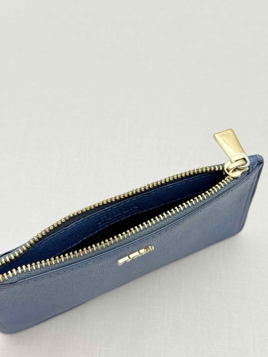 Pre - loved FURLA Blue Card Holder at Reems Closet