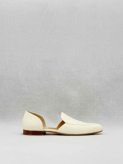 Pre - loved GABRIELA HEARST Cream Size EU 39 Flats at Reems Closet