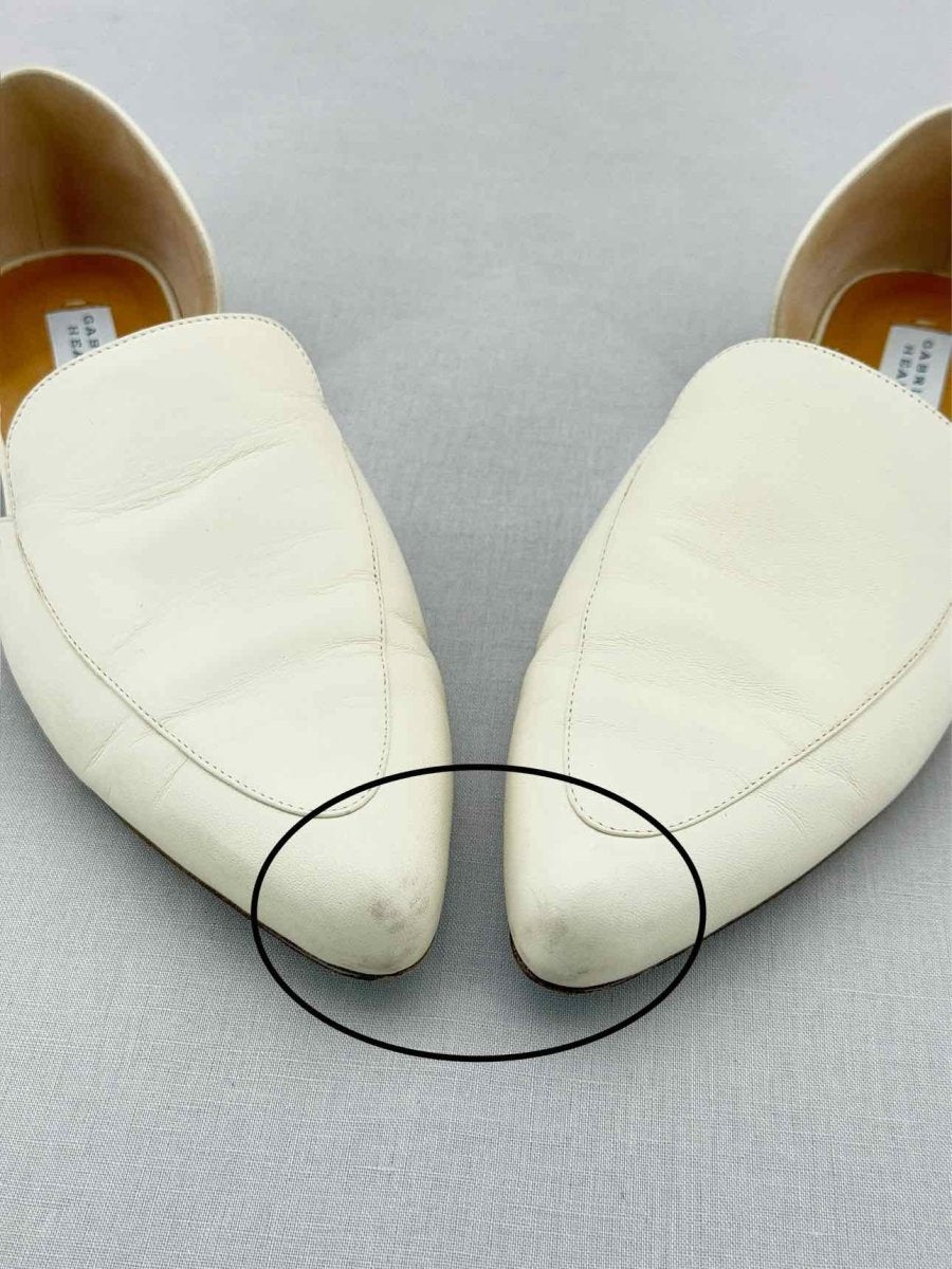 Pre - loved GABRIELA HEARST Cream Size EU 39 Flats at Reems Closet