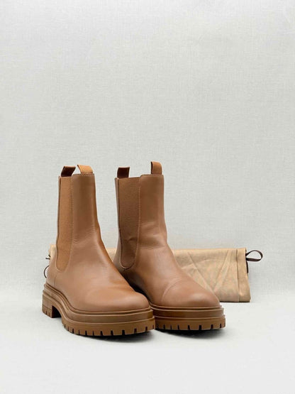 Pre - loved GIANRITO ROSSI Chelsea Brown Size EU 39 Ankle Boots at Reems Closet