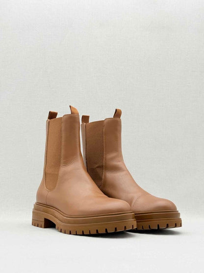 Pre - loved GIANRITO ROSSI Chelsea Brown Size EU 39 Ankle Boots at Reems Closet