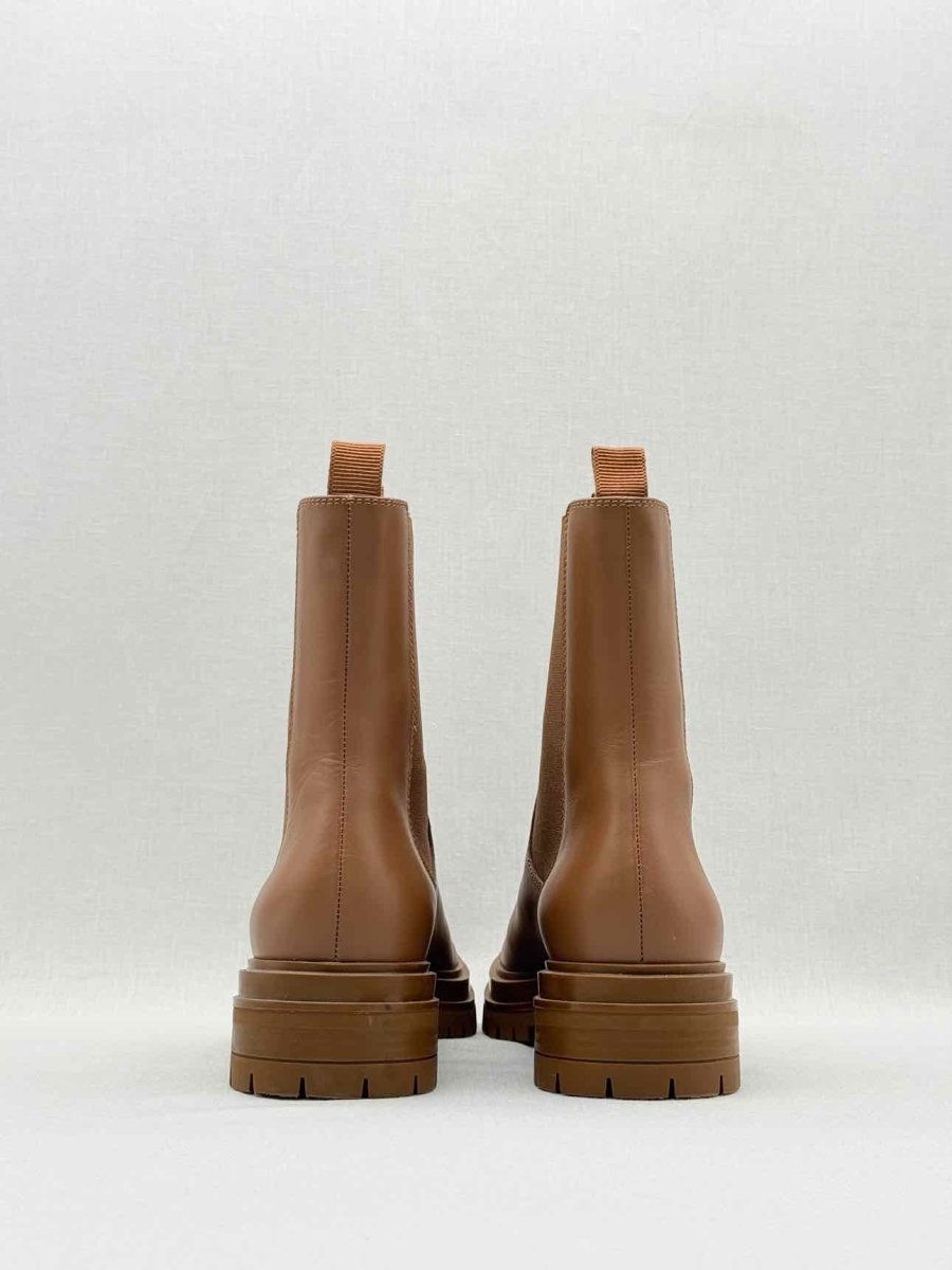 Pre - loved GIANRITO ROSSI Chelsea Brown Size EU 39 Ankle Boots at Reems Closet