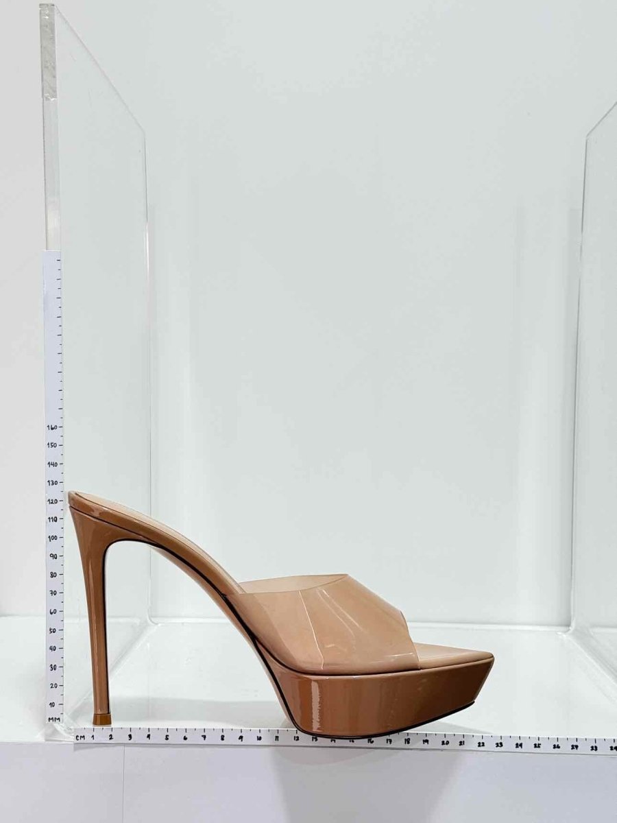 Pre - loved GIANVITO ROSSI Betty Beige Size EU 38.5 Mules at Reems Closet