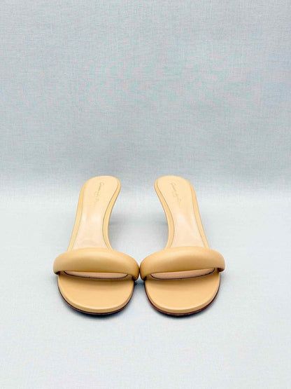 Pre-loved GIANVITO ROSSI Bijoux Beige Size EU 40 Mules at Reems Closet