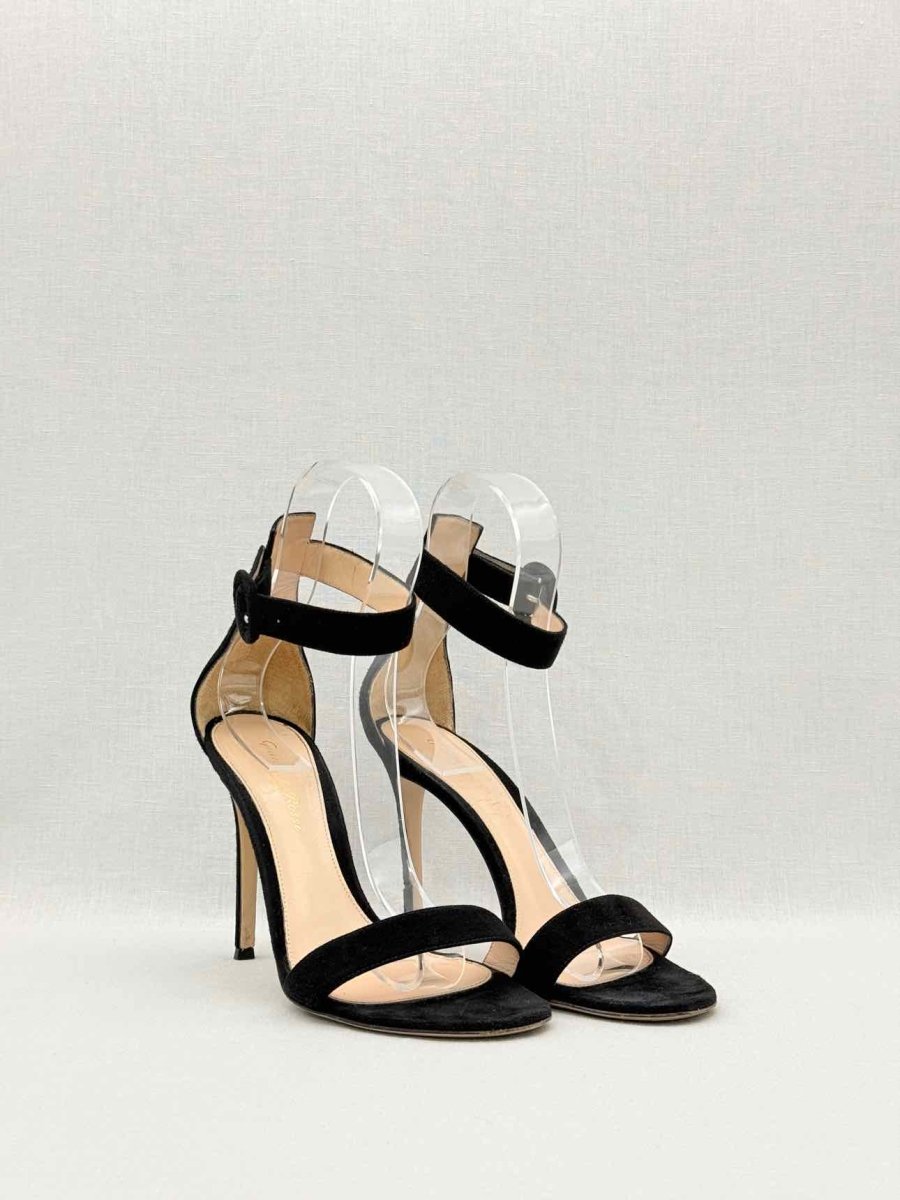 Pre-loved GIANVITO ROSSI Black Size EU 38 Heeled Sandals at Reems Closet