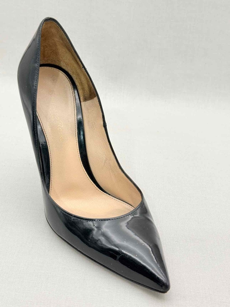 Pre - loved GIANVITO ROSSI Black Size EU 38.5 Pumps at Reems Closet