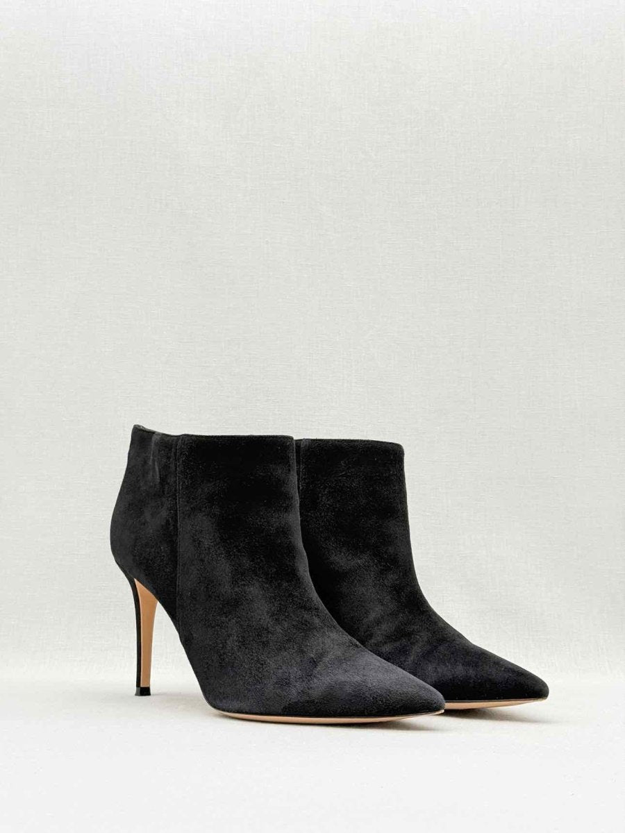 Pre - loved GIANVITO ROSSI Black Size EU 41 Ankle Boots at Reems Closet