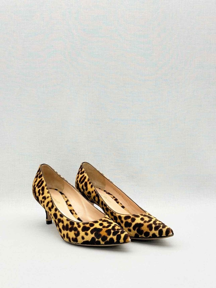 Pre-loved GIANVITO ROSSI Brown & Beige Size EU 35.5 Pumps at Reems Closet