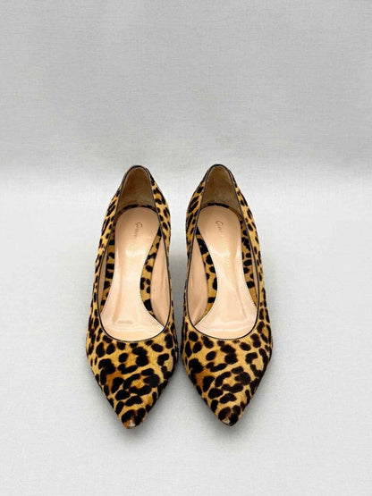 Pre-loved GIANVITO ROSSI Brown & Beige Size EU 35.5 Pumps at Reems Closet