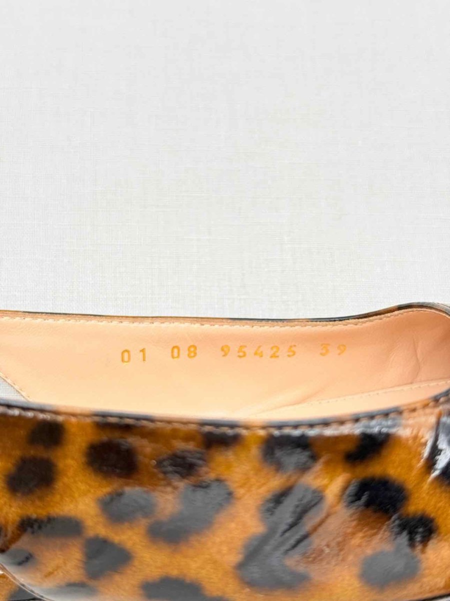 Pre-loved GIANVITO ROSSI Brown & Black Size EU 39 Ballet Flats at Reems Closet