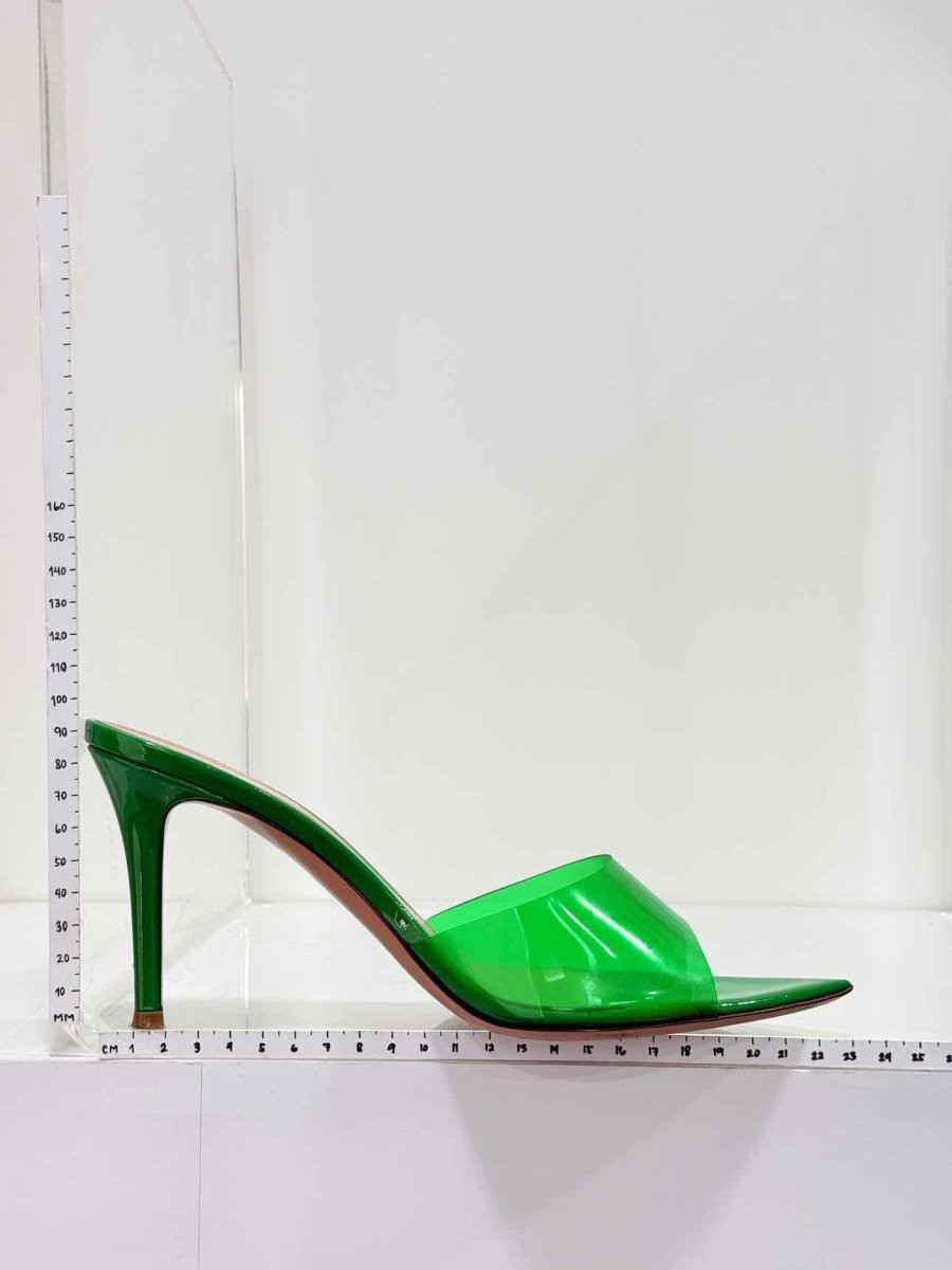 Pre-loved GIANVITO ROSSI Elle Green Size EU 38.5 Mules at Reems Closet