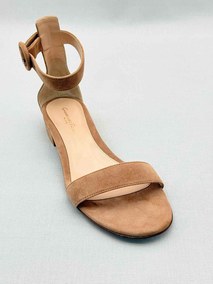 Pre-loved GIANVITO ROSSI Portofino 20 Beige Size EU 37.5 Sandals at Reems Closet