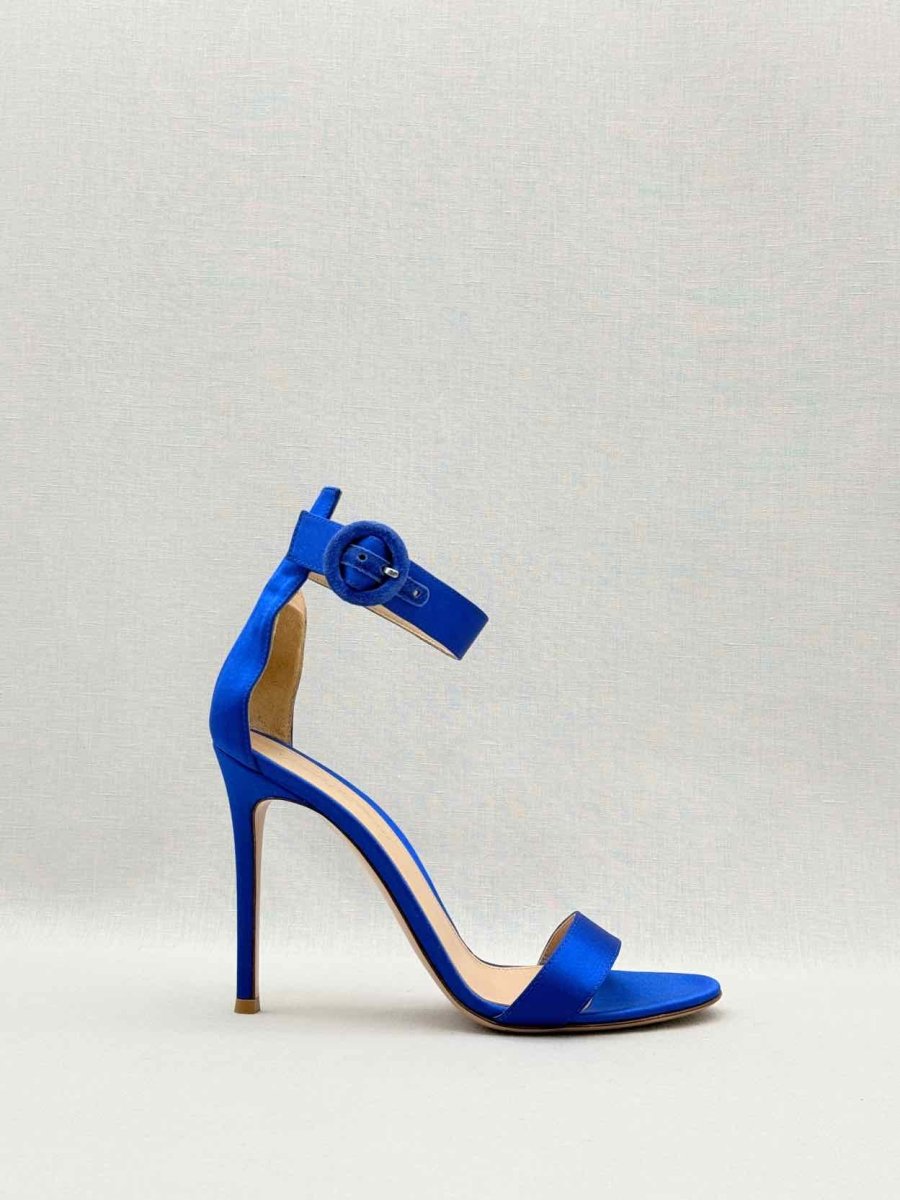 Pre-loved GIANVITO ROSSI Portofino Blue Size EU 38 Heeled Sandals at Reems Closet